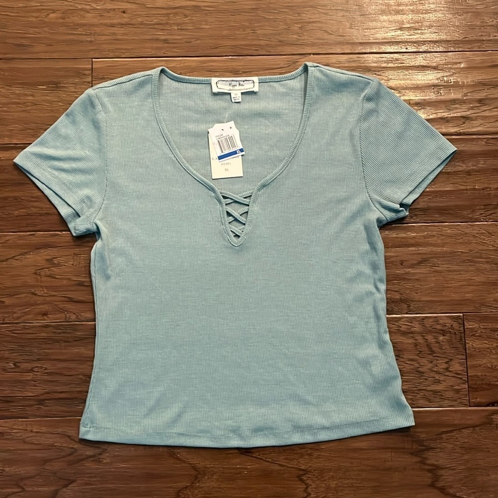 Hippie Rose Short Sleeve Shirt in H. Whipser Sage Size XL